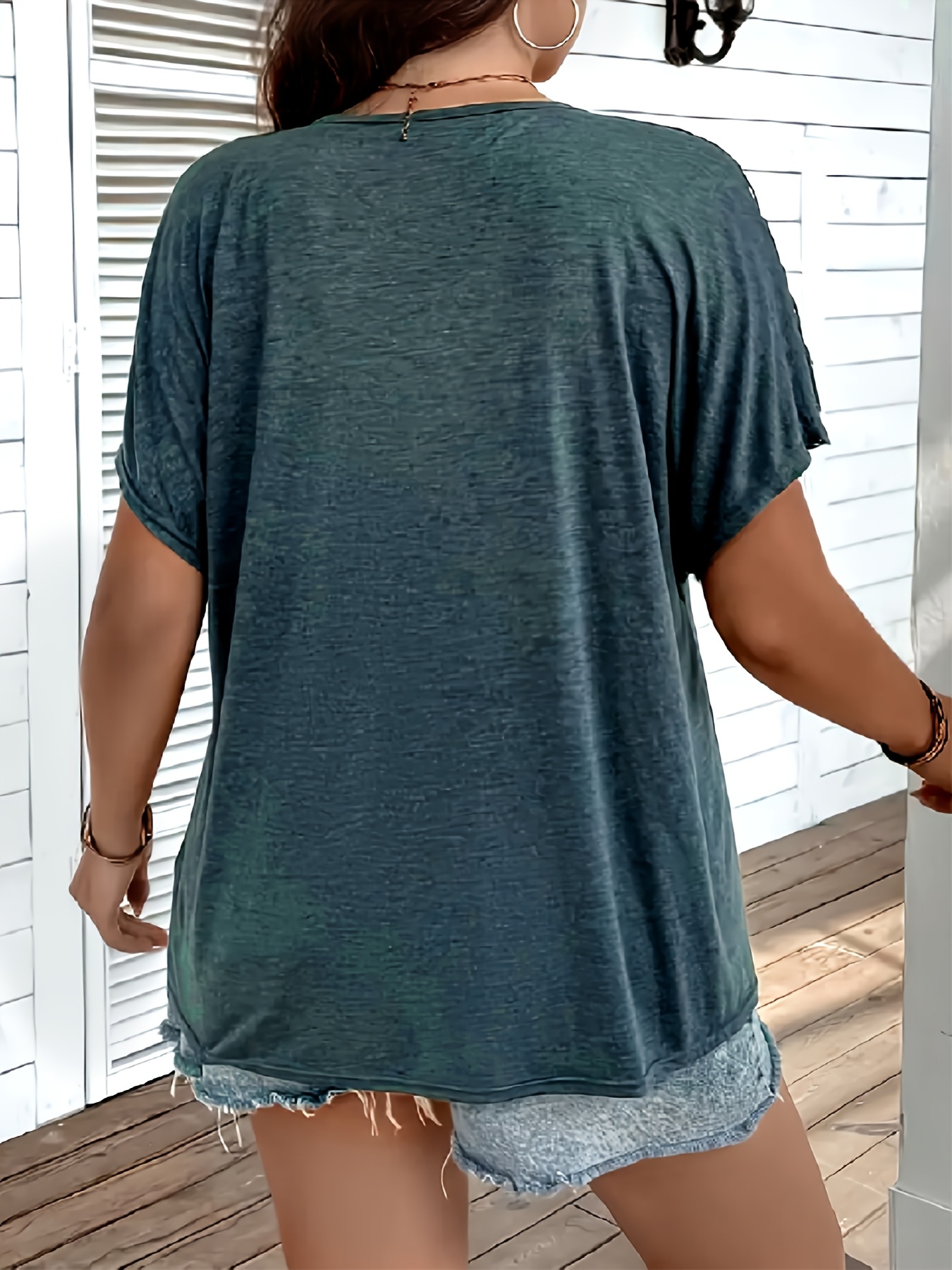 Women'S Plus Size 2024 Summer Fashion V-Neck T-Shirt - Pink with Lace Detail, Short Sleeve, Lightweight & Stretchy Fabric, Casual Wear, Casual Wear Tee | Lace Trim Top | Comfortable Fit, Plus Size Shirts