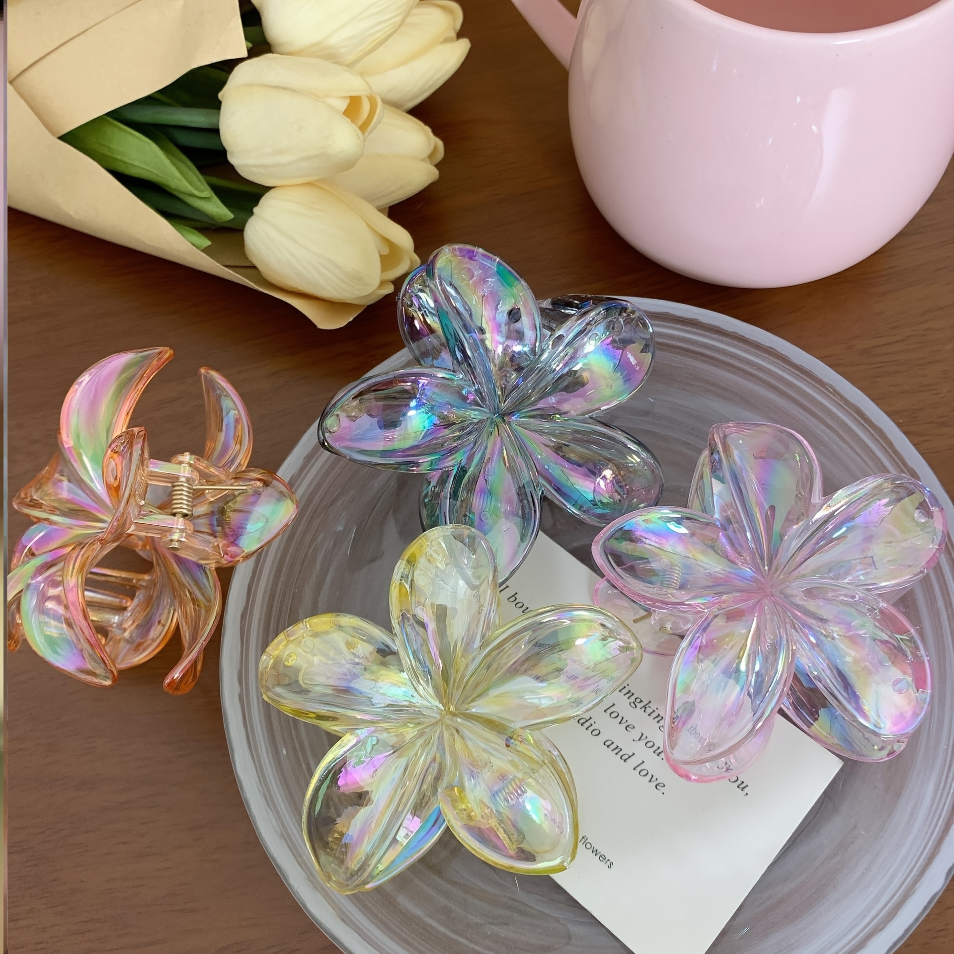 

Boho-chic Floral Hair Claw - Transparent Jelly Color, Non-slip Ponytail Holder For Women & Girls, Perfect For Beach Vacations