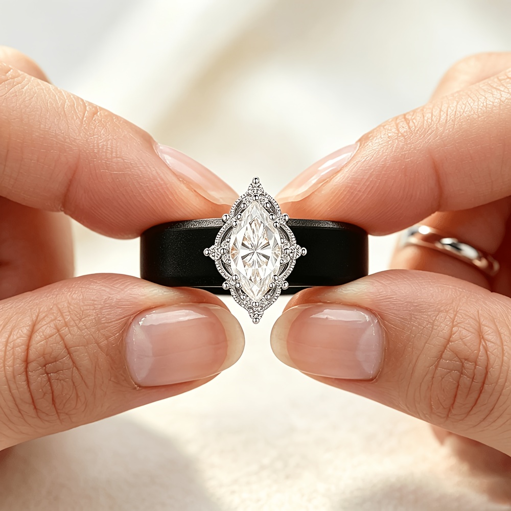 Women's Anniversary Eye-Shaped Zirconia Halo Silicone Ring