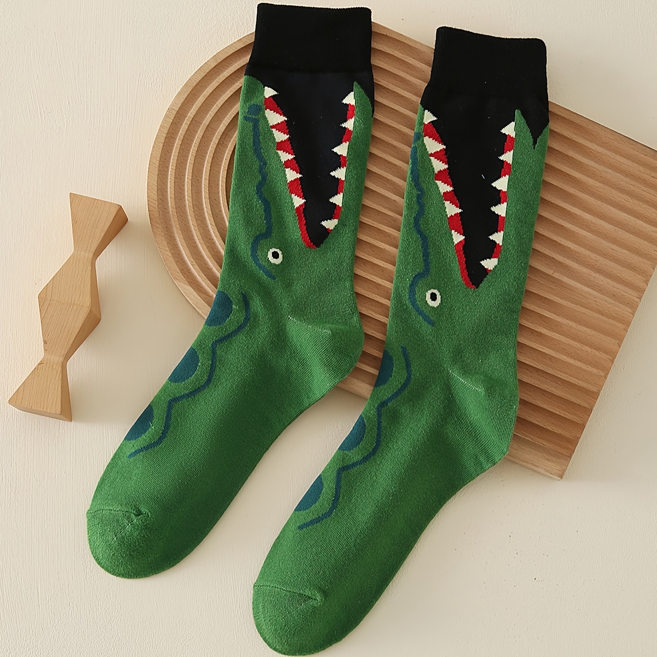 TEMU Men's Comfortable Casual Streetwear Cartoon Crocodile Mouth Pattern Mid-calf Socks - Green With Accents, Breathable Polyester Blend, Perfect For