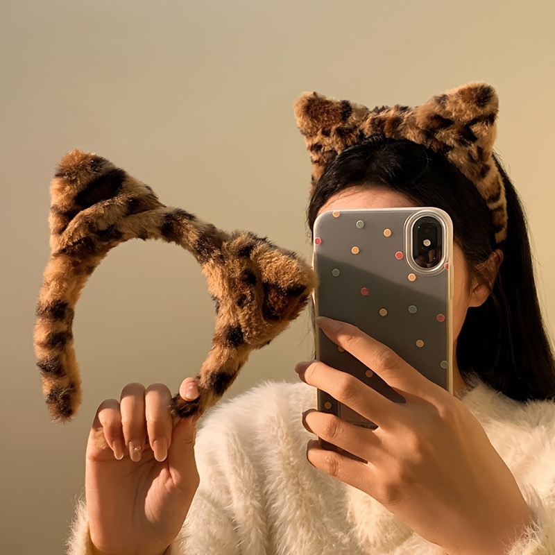 

1pc Elegant Leopard Print Cat Ear Headband, Fur Animal Theme Hair Accessory For Women, Soft Plush Head Hoop For Makeup & Face Washing, Suitable For 14+, Hair Headband