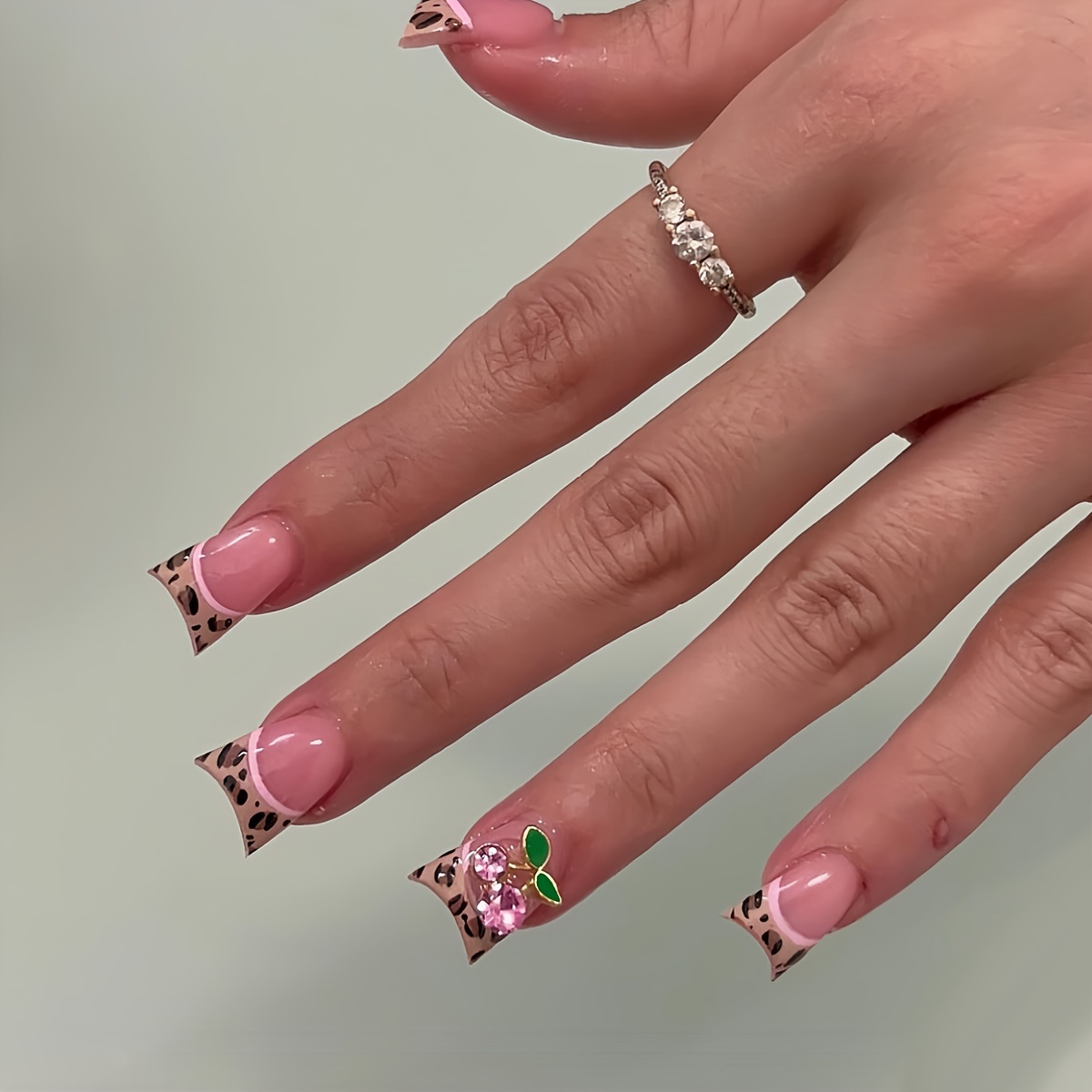 Stripped Leopard Press on nails