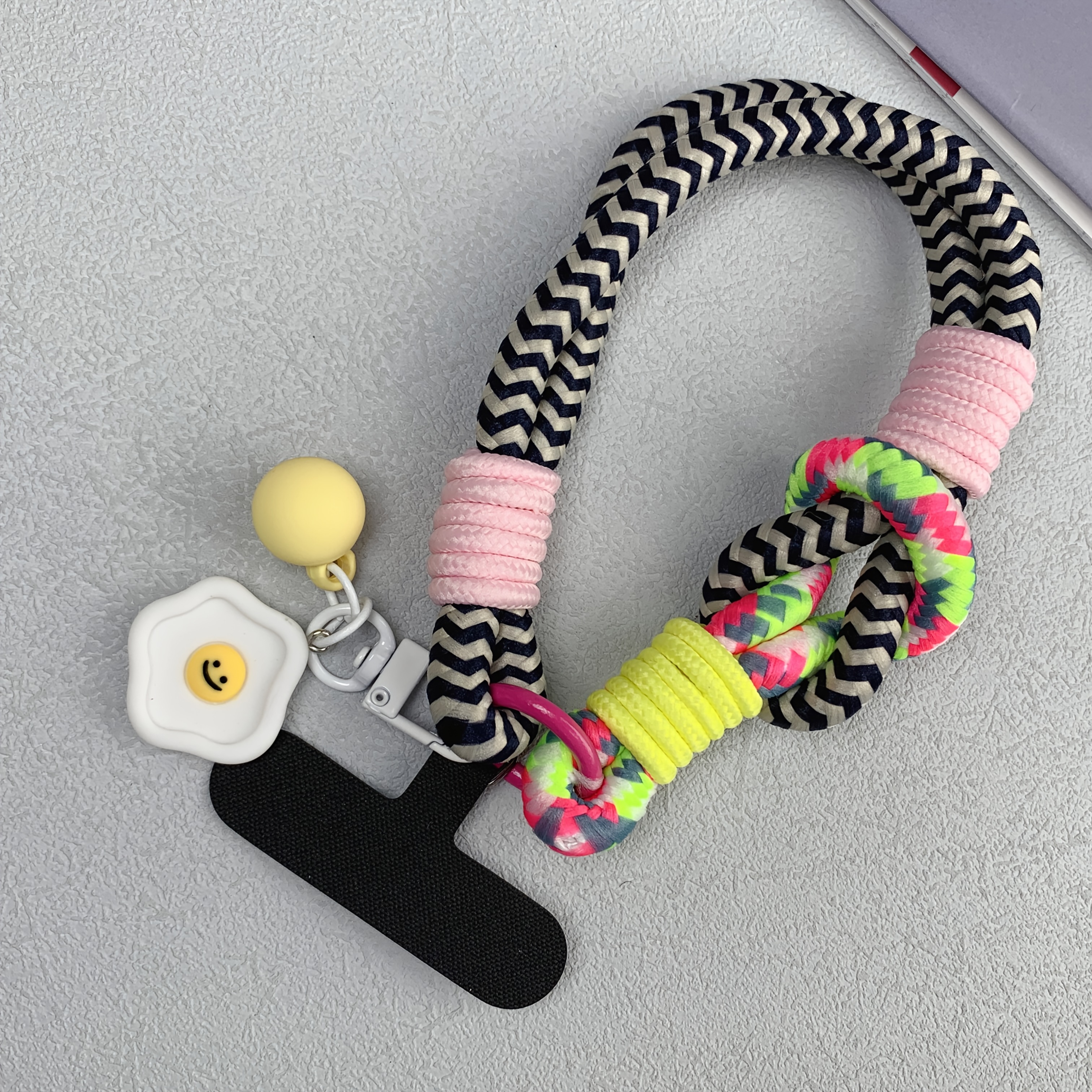 Short Ring Dual-use Wrist Strap Mobile Phone Lanyard Cartoon Pendant For Men And Women Outdoor Hanging Chain Shell Strong