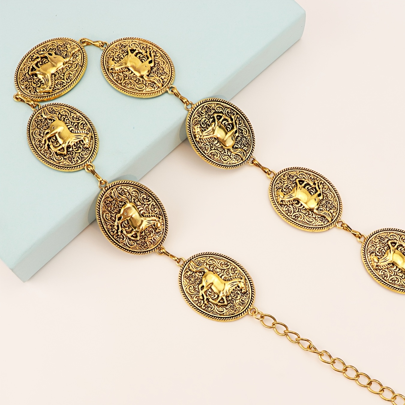 A Belt Chain Waist Accessory