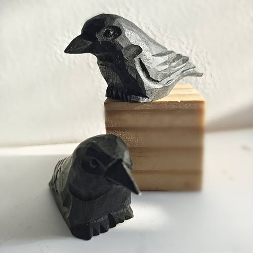 collectible figurines 1pc hand carved crow decoration asian bird figurine with tail feather details elegant wooden home decor for living room office halloween christmas wedding gift housewarming present no electricity