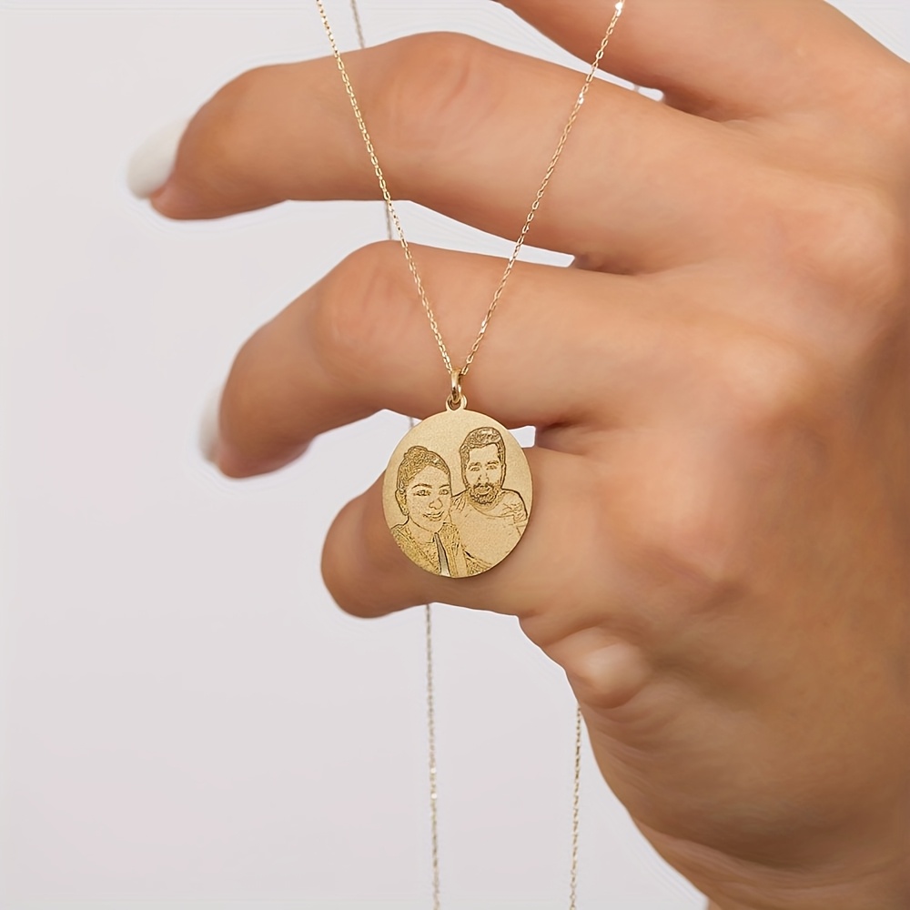 TEMU Personalized Women's Pendant Necklace, Fashionable 18k Gold Plated Round Pendant, Customizable With Engraved Photos, Minimalist 304l Stainless