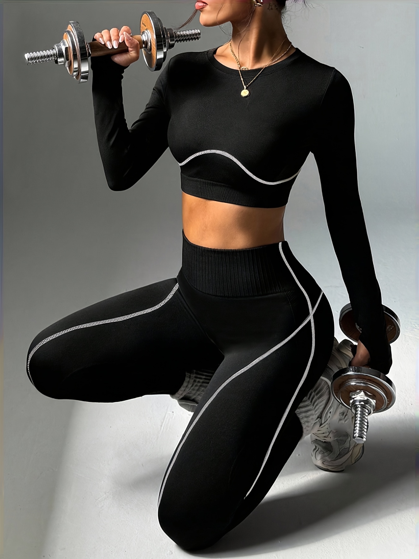 2pcs Women's Sports Yoga Long Sleeved and Long Pants Set for Shaping, Chest Lifting, Hip Lifting, Cuff Thumb Hole Design