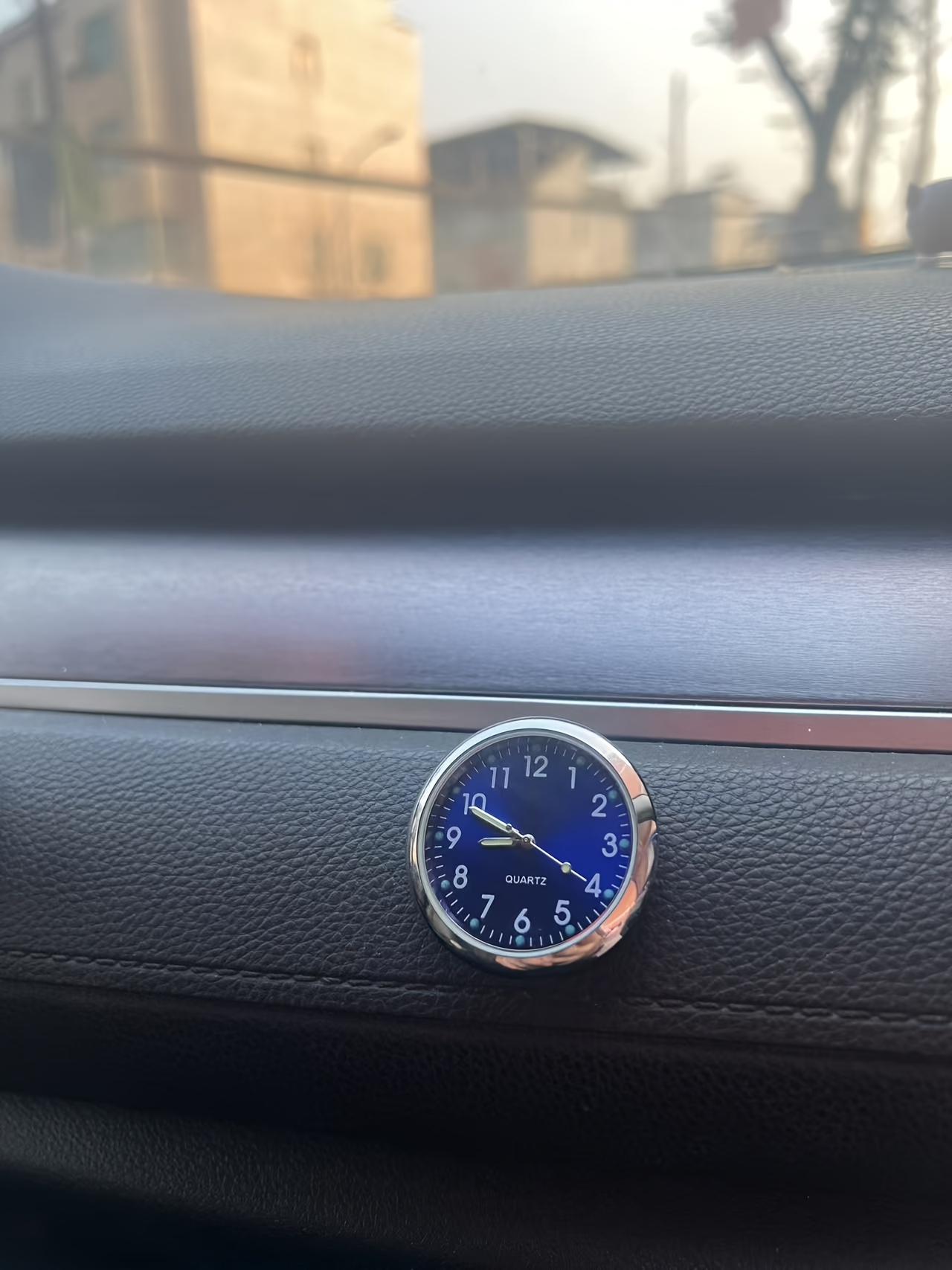 1pc New High-end Car Clock Quartz Watch Head Clock Car Decoration Creative Pointer Luminous Car Clock