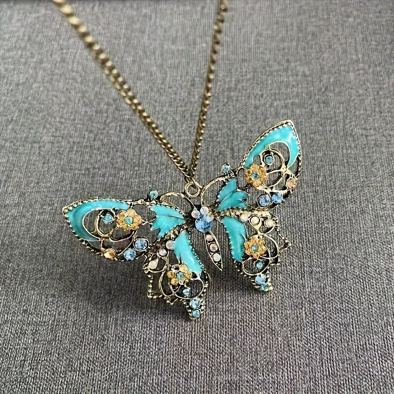 

Vintage Colorful Big Butterfly Pendant Necklace For Women And Girls