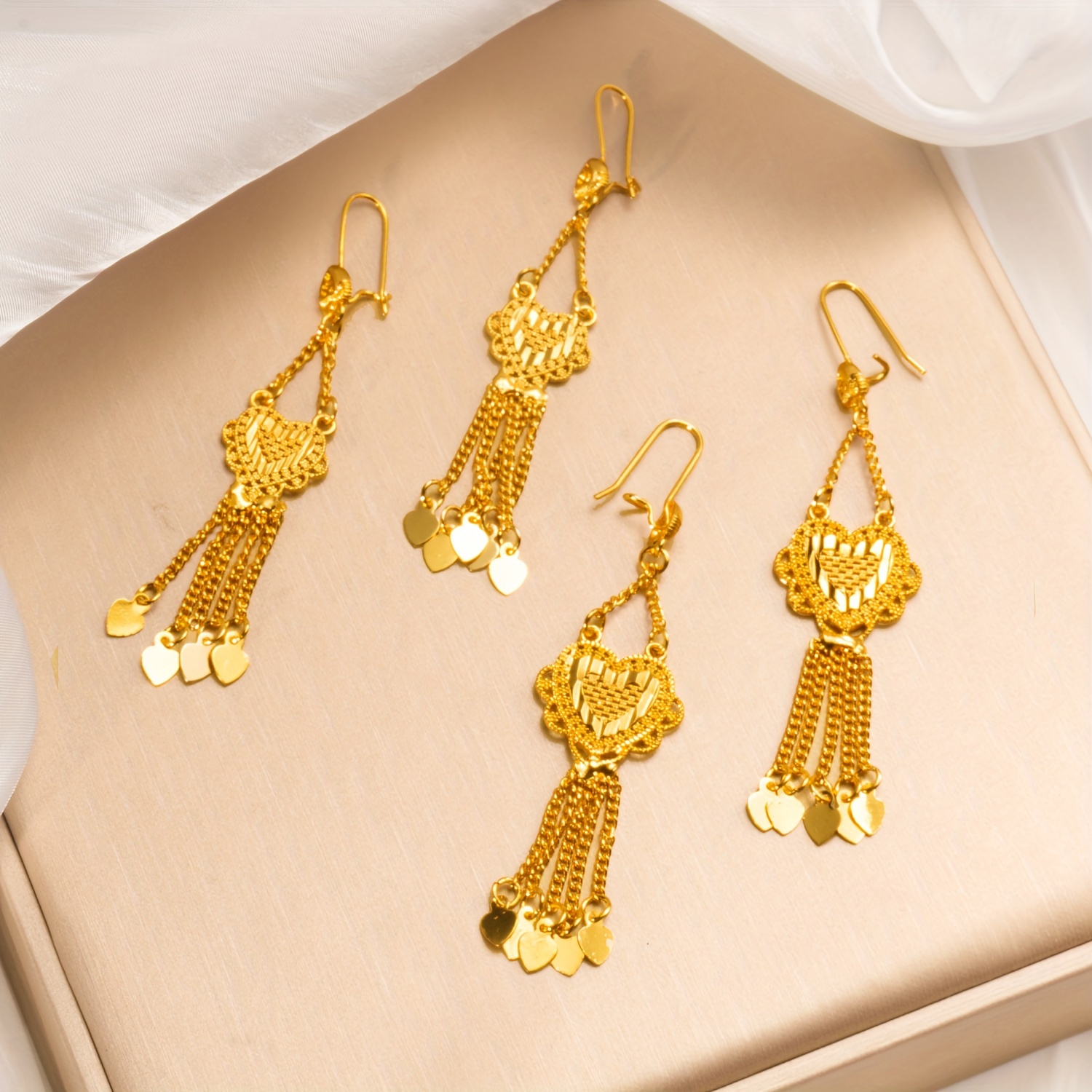 

Boucles d'Oreilles Pendantes en de Cœur Plaqué Or 24K pour Femmes - Style Vintage, pour Meilleures Amies, Petites Amies, Épouses pour Anniversaires & Fêtes