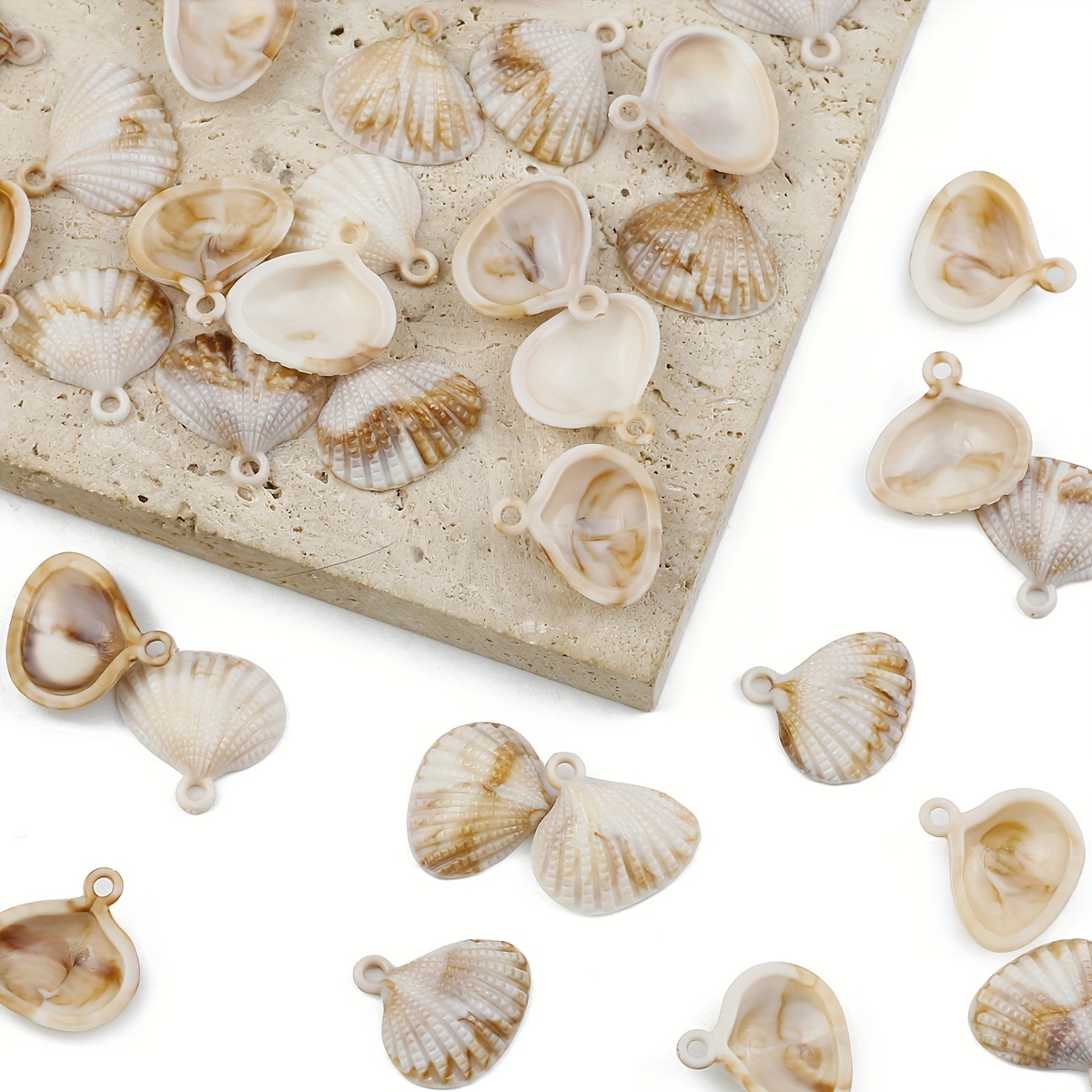 Image of 50pcs/bag 20mm Acrylic Scallop Loose Beads Pendant Beads For Diy Necklace Earring Clothing Accessories, Jewelry Pendants, Keychains, Phone Case Decorations