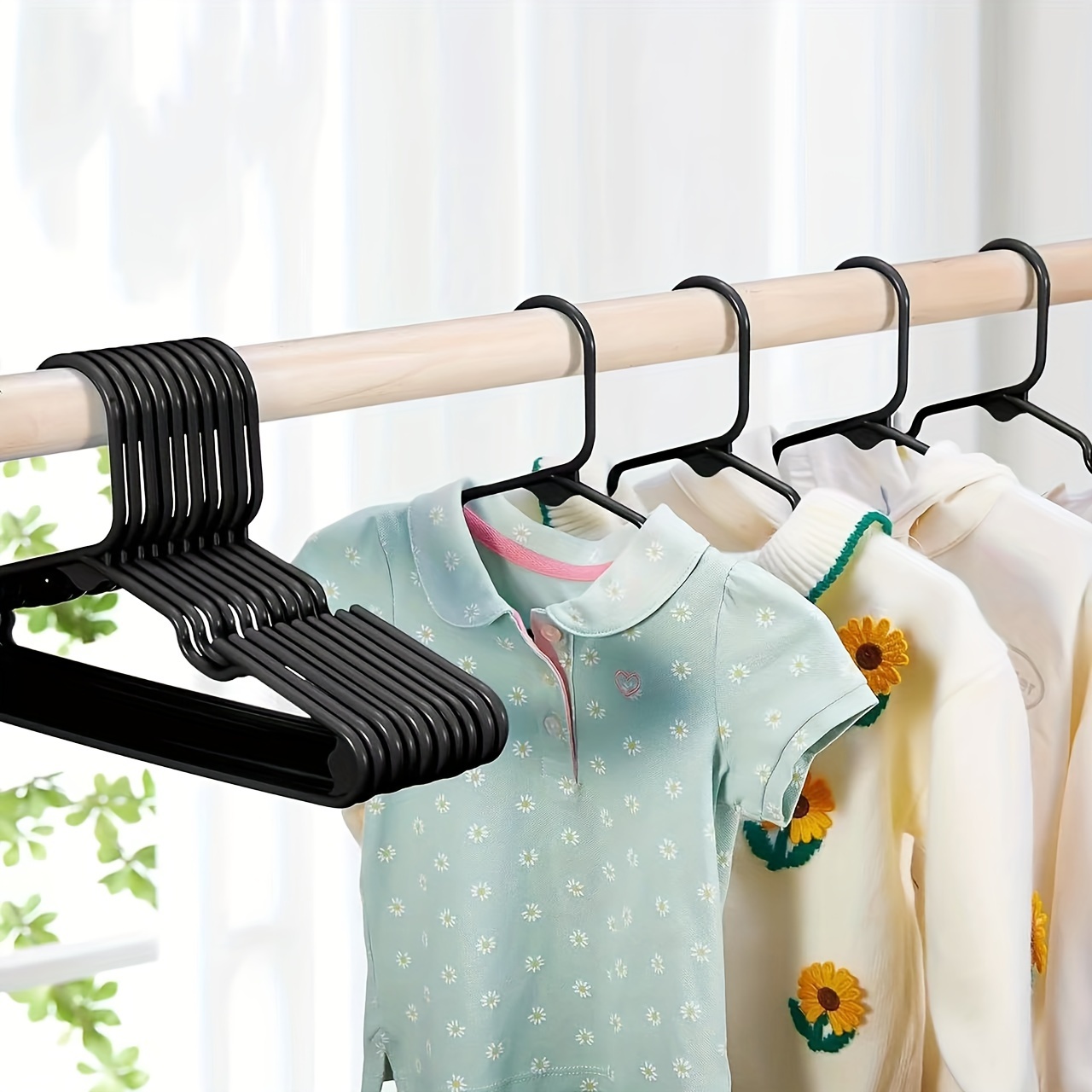 

10/50pcs Baby Clothes Storage Hangers, Kid Clothes Plastic Drying Racks, Durable Anti-slip Clothes Drying Racks, Household Storage Organization For Bedroom, Closet, Wardrobe, Home, Dorm