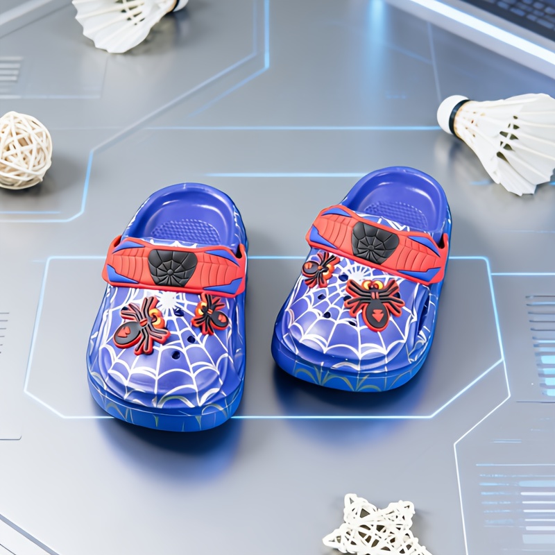 TEMU Boys' Spider Clogs With Cool Web Pattern, Three-dimensional Spider Decoration, Lightweight And Breathable, Soft And Comfortable Air Cushion Sole