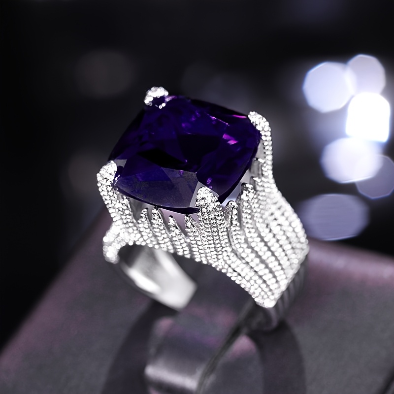 Women's Light Luxury Oversized Square Zirconia Engagement Ring