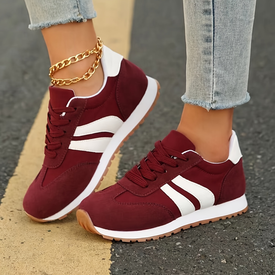 

Ladies' Red Soft-soled Non-slip Casual Lace-up Round-toe Sneakers, Versatile For Students.