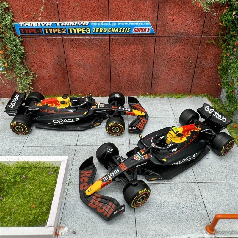 2025 F1 Red Bull Racing RB21 #1 en #22 Diecast modellen