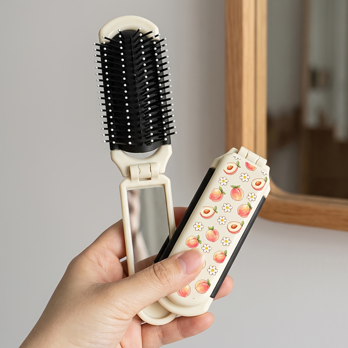 TEMU 1pc Niuugu Folding Hair Comb With Mirror Suitable For Women's Normal Hair, Compact Portable Pocket Comb & Detangling Brush, Fruit Patterns