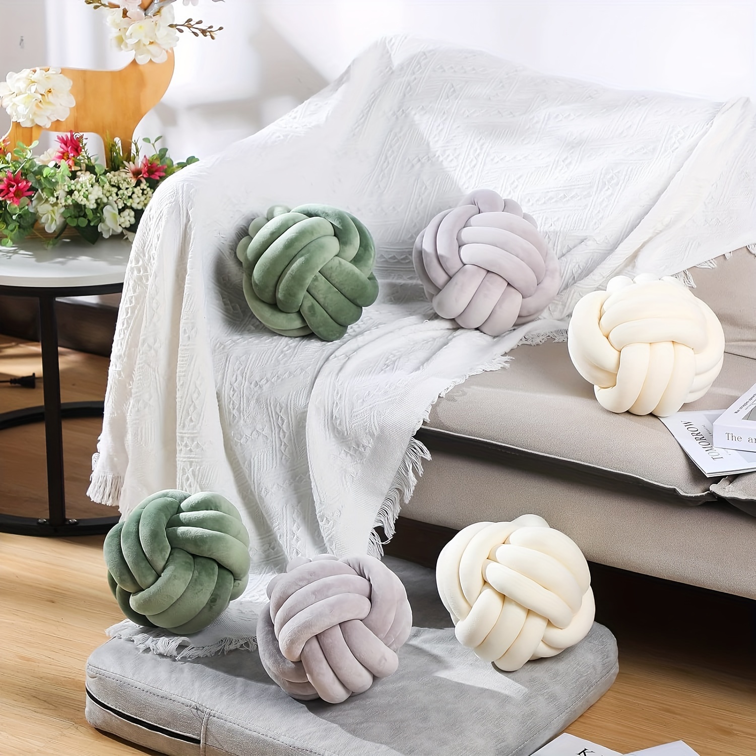 

1pc Small Knot Ball Pillow, Round Plush Aesthetic Cushion Pillow, Soft Cute Decorative Knotted Pillow For Bedroom Sofa Decor