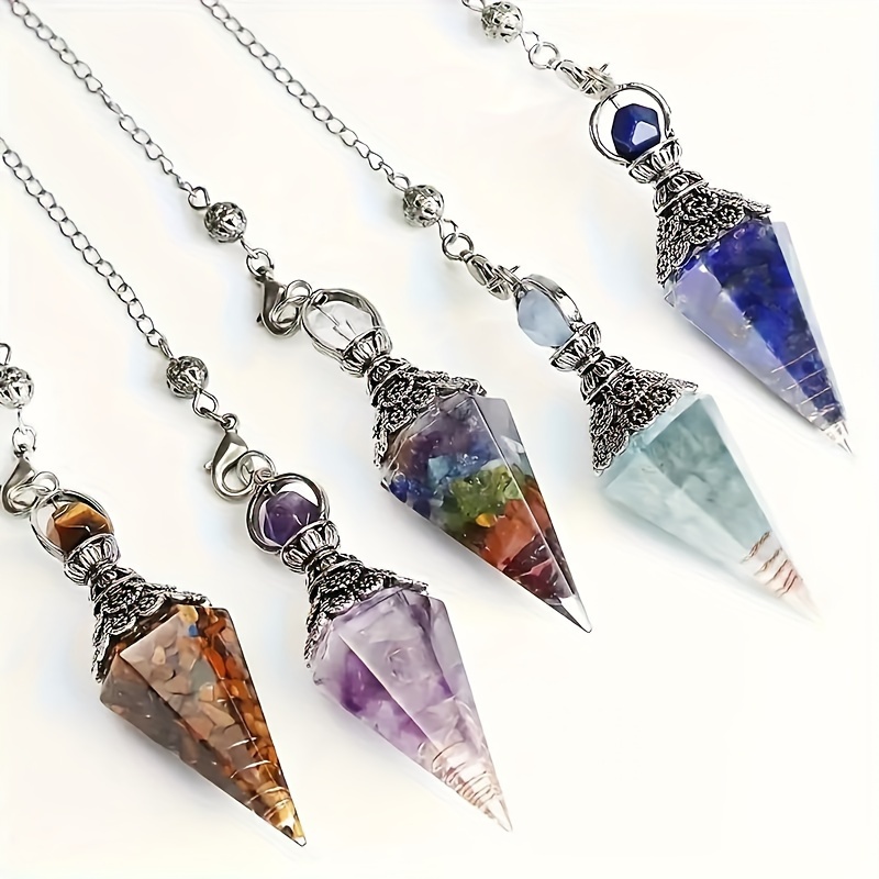 Natural Stone Crystal Necklace with Star Pendulum