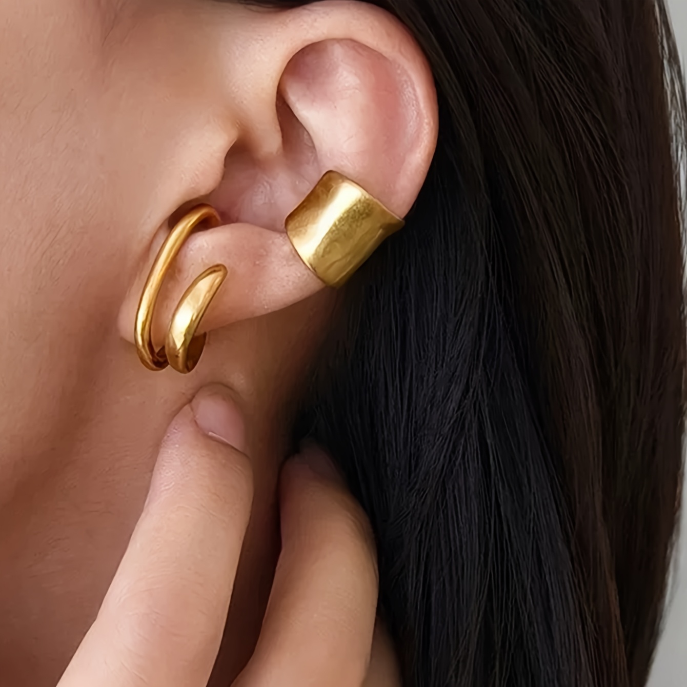 TEMU 2pcs Minimalistas Exquisitos Dulces Estilo Cool Sin Perforación Clips para Orejas -On Aretes Adecuados para el Uso Diario Casual de Mujeres y