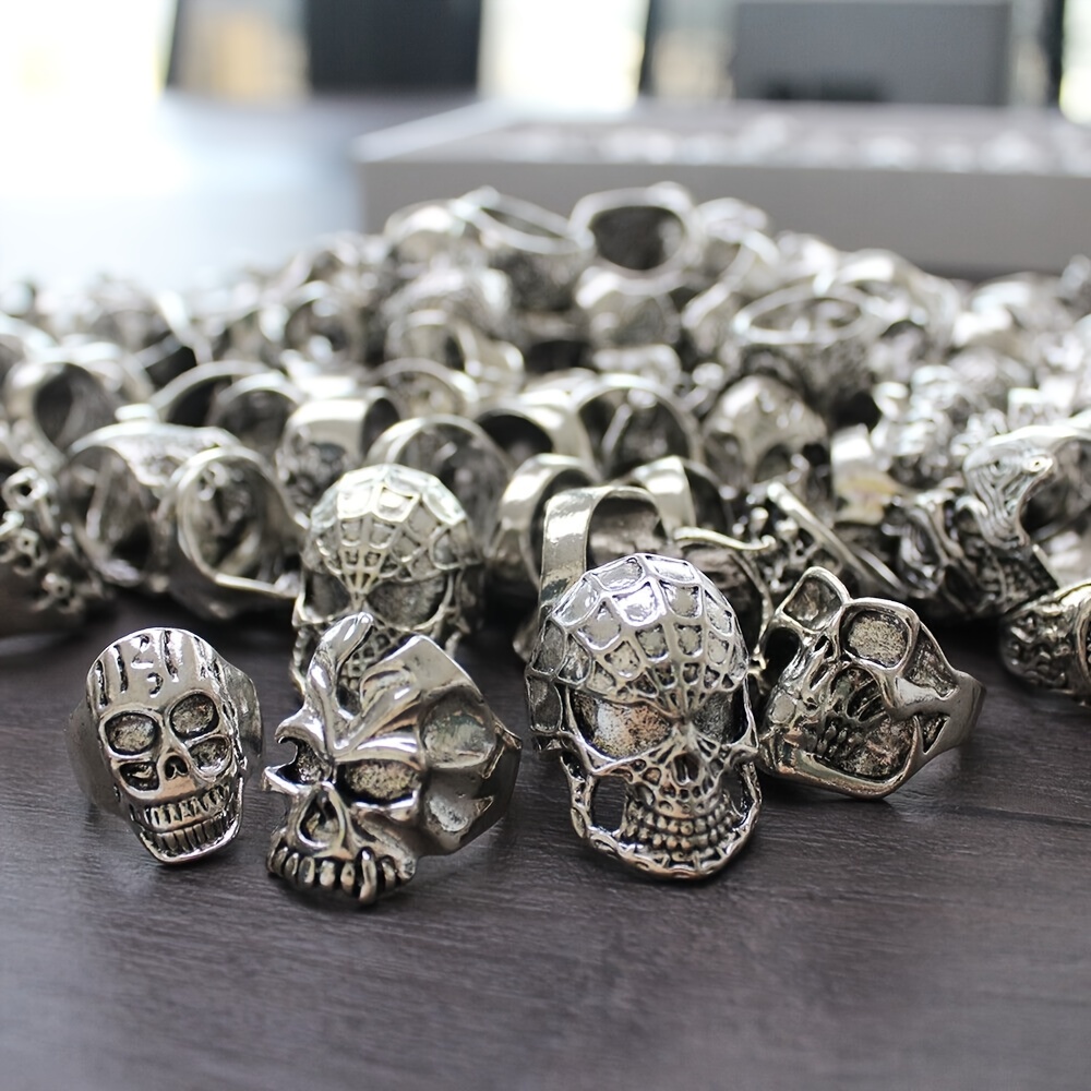 

10/30/50pcs Men's Punk Gothic Biker Skeleton Skull Heard Ring, Antique Silvery Band Rings, Unisex Punk Hip Hop Style, Party Jewelry