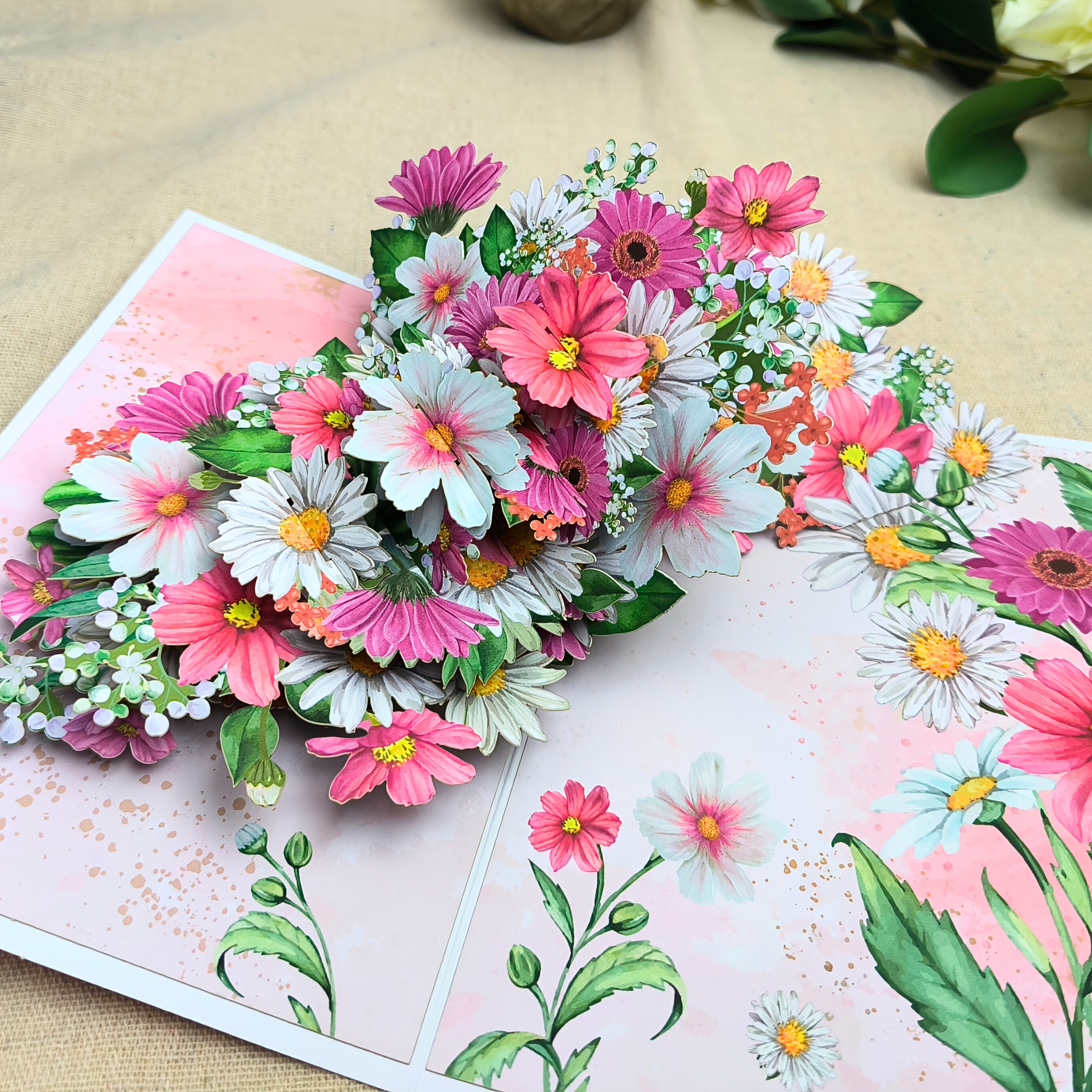 E-shop Blumengrußkarte: Gänseblümchenstrauß-Pop-up-Karte mit Gänseblümchen-Design – Eine perfekte für Muttertag, Geburtstage, Jahrestage andere
