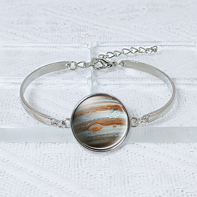 White Flat Glass Adjustable Length Bracelet with Cloud Pattern Design