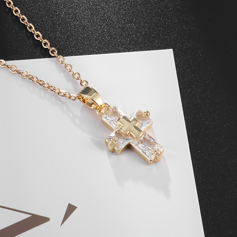 1pc Women' Luxury Small Zirconia Cross Pendant Necklace - Copper, Elegant Temperament And Versatile Jewelry For Banquets And Parties, Collarbone Chain, Suitable For Casual Wear
