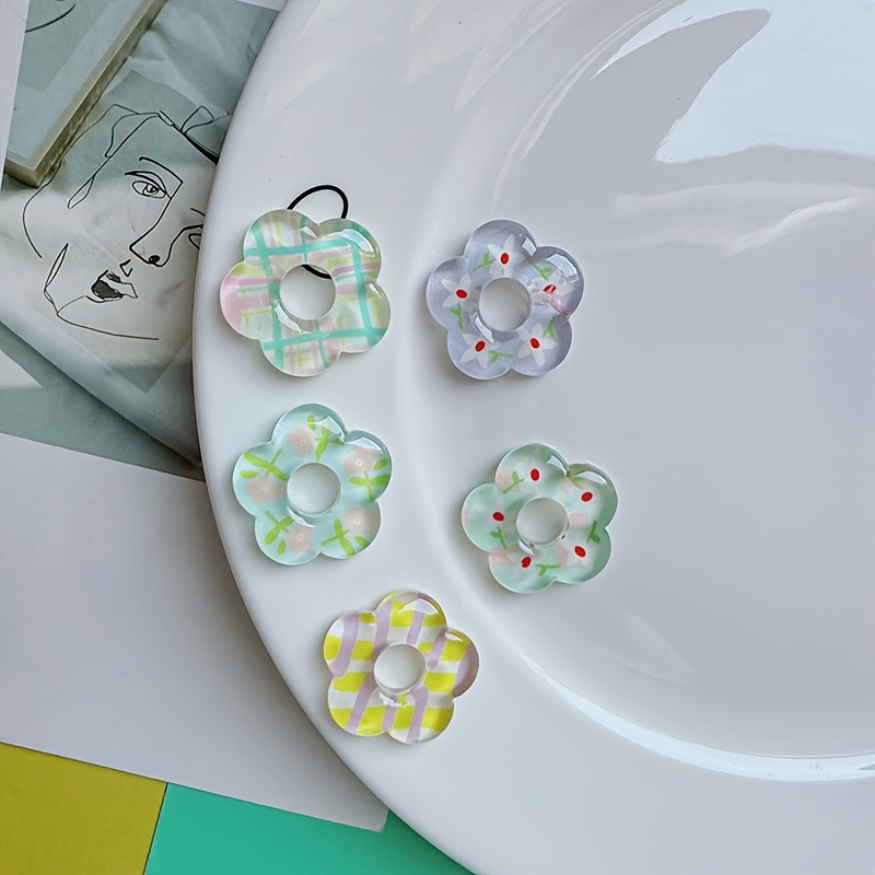 20pcs Floral Cut-Out Flower Pendant Accessories for DIY