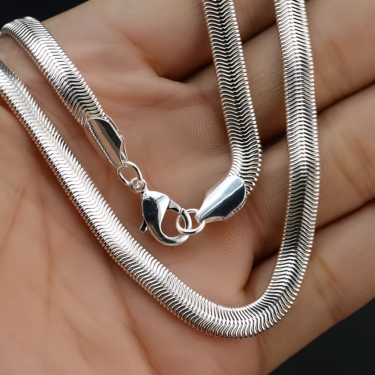 

1pc Wide Titanium Steel Necklace, High-quality Fashion Accessory For Party Banquet, Sexy Style Snake Bone Chain Jewelry For Women