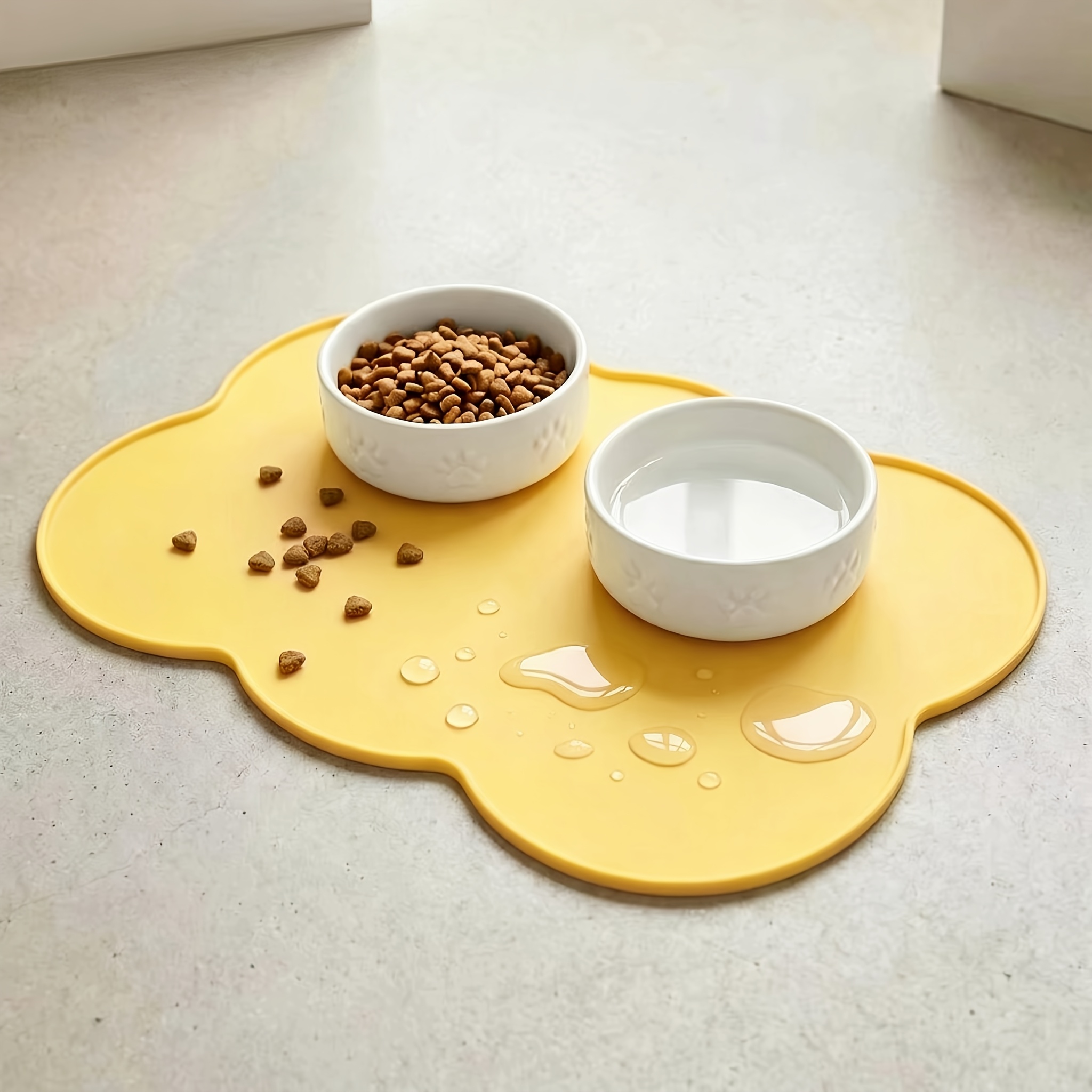 silicone   mat leak proof non slip feeding mat for dogs and cats elliptical bowl pad Product details 7