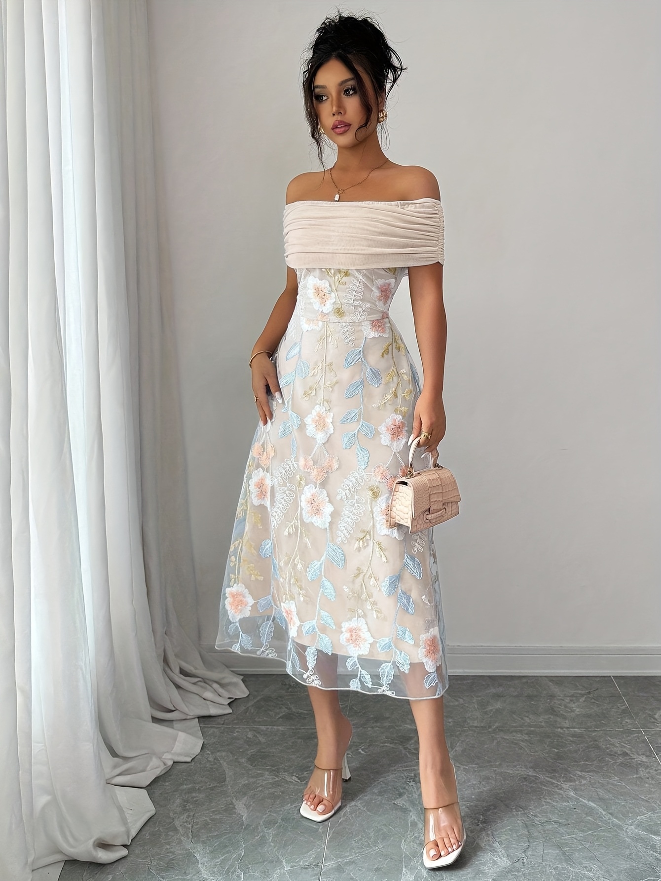 princess polly baby blue dress Beige midi dress with gold threads. Clean silhouette, subtle shine, and a  precise cut — perfect for weddings and special occasions. #mididress  #beigedress #golddetails #weddingdress #elegantdress sarossow main image 1