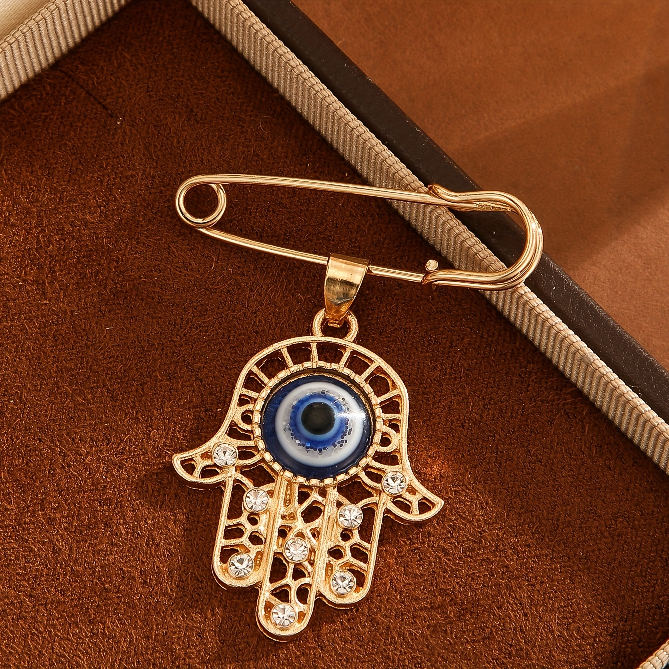 TEMU 1 pieza Broche vintage elegante de moda europea y americana, con borlas y incrustado de pedrería, diseño de ojo azul de , unisex, adecuado para