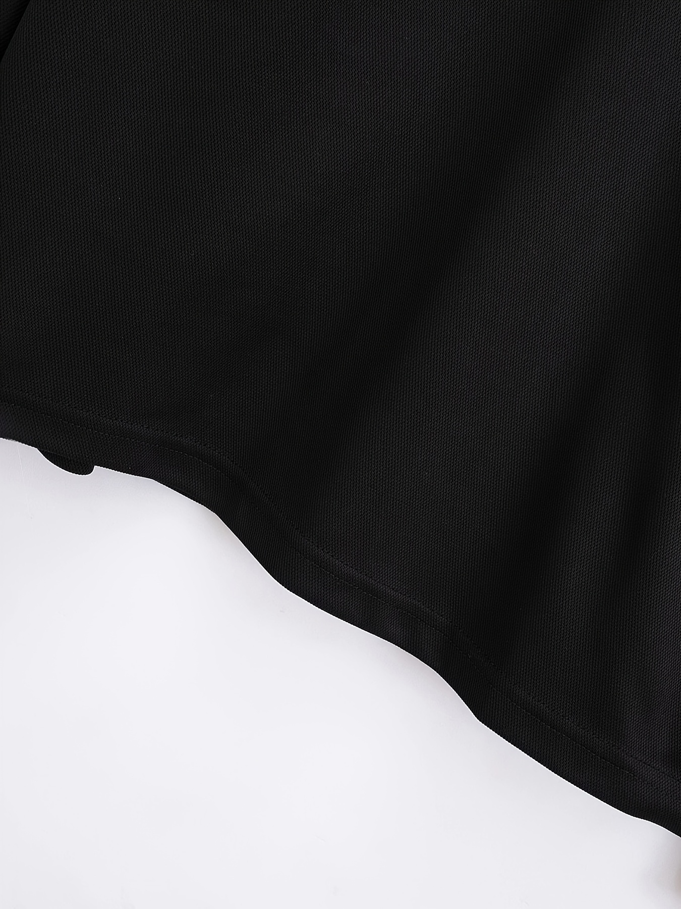 1pc Chemise Polo En Polyester Décontractée D'été Pour Hommes Avec Détail de Poche À Carreaux, Manches Courtes, Tissu Tricoté, Légèrement Extensible, Coupe Régulière, Col À Revers, Boutonnière - Sans Ceinture