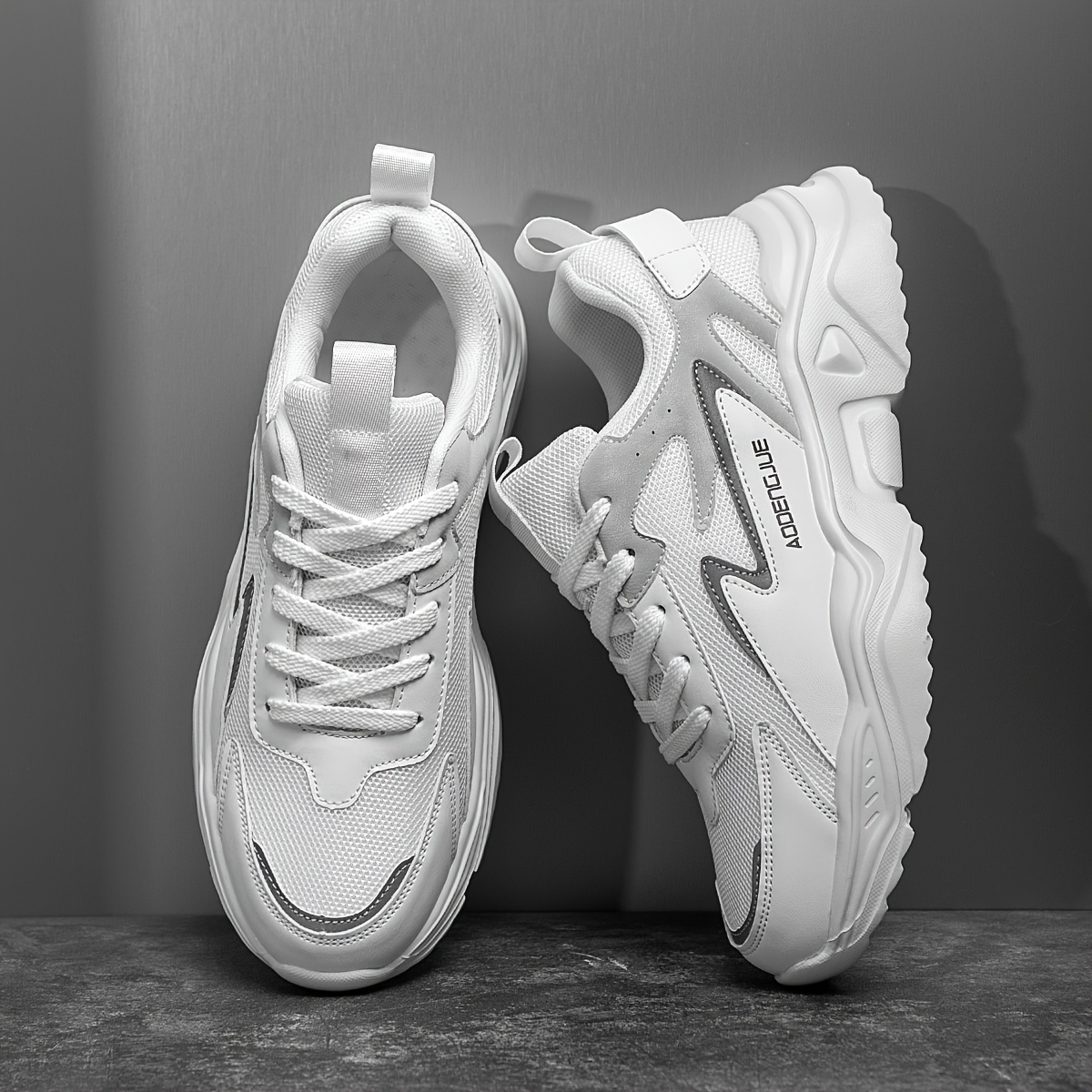 Zapatillas Casuales de Suela Gruesa para Hombre con Diseño de Letras - Parte Superior Ligera y Transpirable de PU/Tela, Suela Acolchada EVA, Detalles a Rayas & Punta Redonda para Correr al Aire Libre, Senderismo, Uso Diario, Calzado Casual, Cómodo