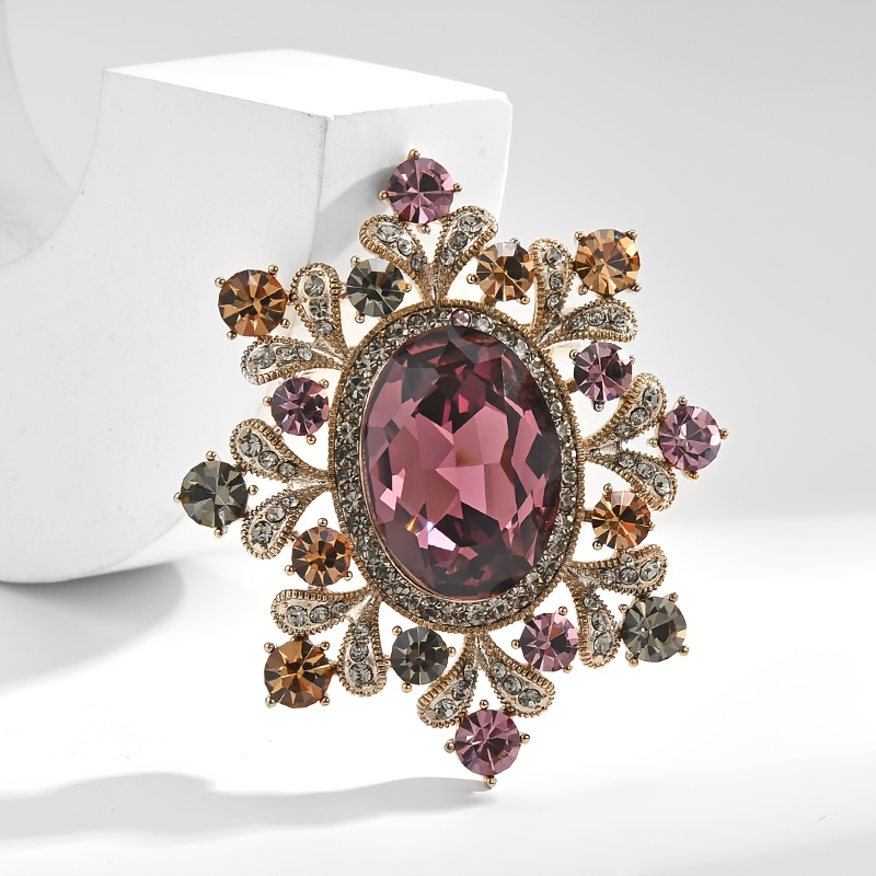 E-shop Luftiges Blumenbroschen-Set mit funkelnden Strasssteinen und künstlichen Kristallen, modischer und prächtiger Schmuck für Frauen, geeignet für