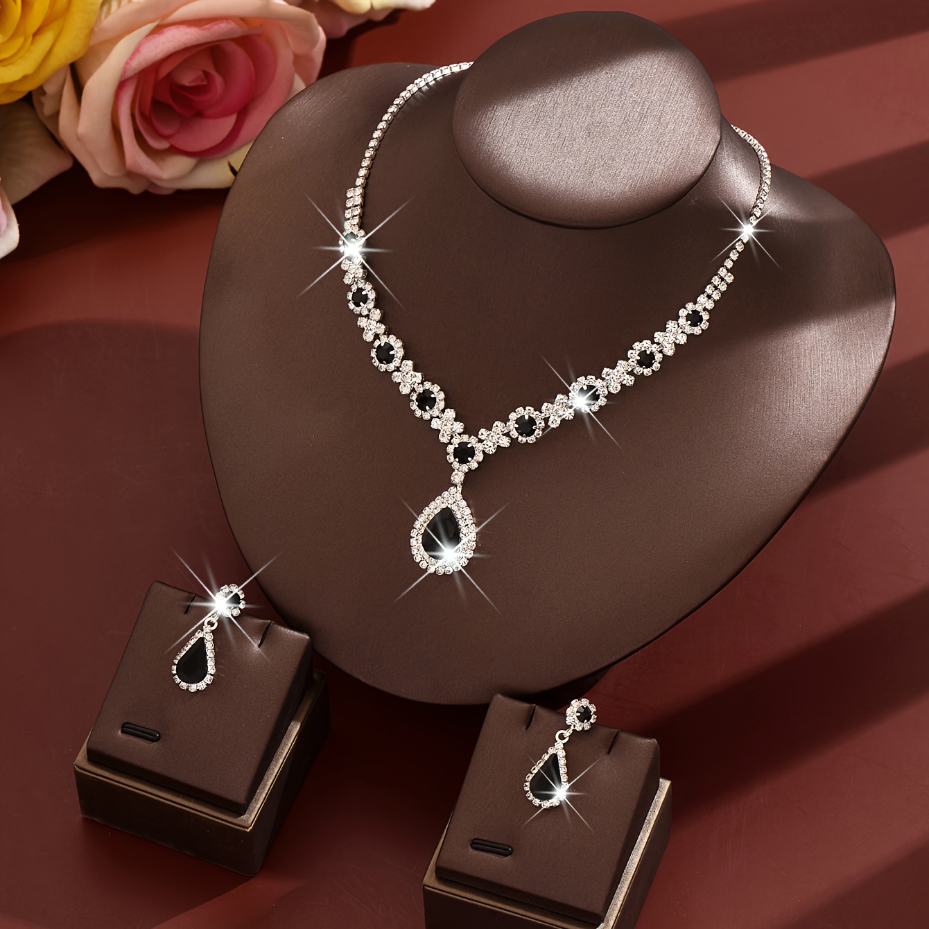 Modieuze 2-delige Ketting en Oorbellen Set, Luxe Strass Waterdruppel Hanger | High-End Sieraden | Party/Banket/Bruiloft Accessoires