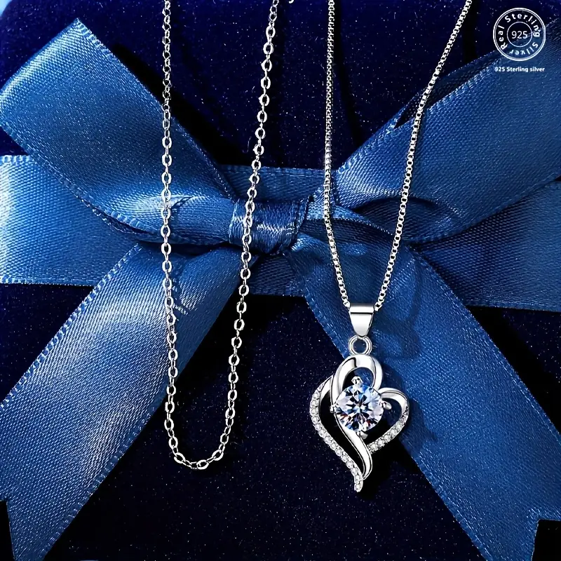 moissanite pendant necklace 925 silver inlaid with df color   round cut 1ct moissanite   same for men and women commemorative gift birthday gift thanksgiving   with exquisite gift box Product details 2