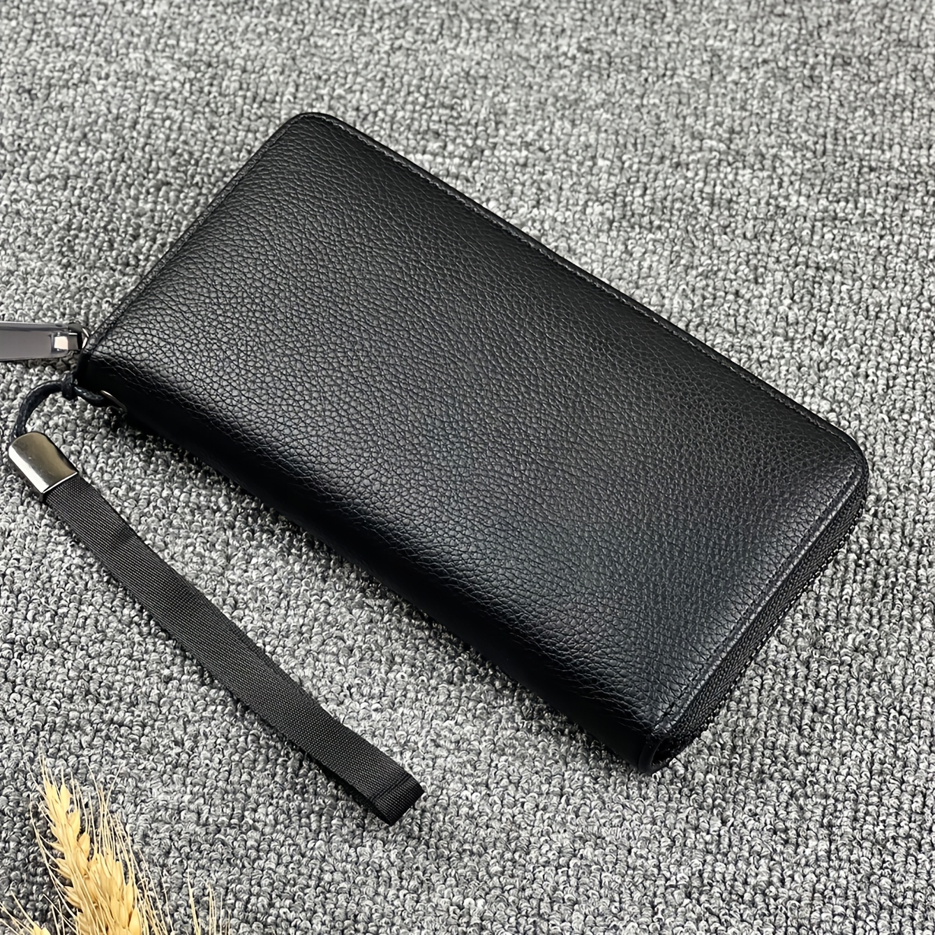 Image of Long Zipper Wallet, Large Capacity, Multiple Cards, Portable, Handbag, Can Hold Phones, Suitable For Men And Women