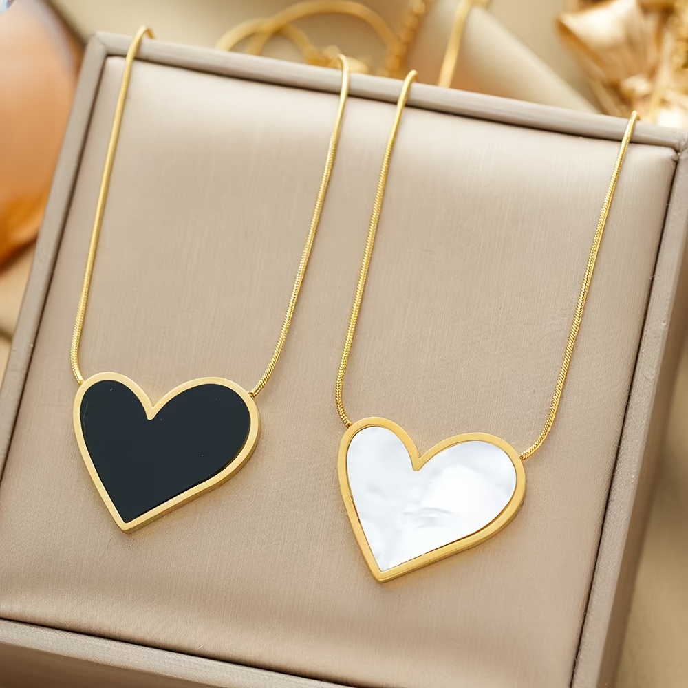 

1pc Vintage Elegant Style Love Heart Women's Necklace Golden Stainless Steel Chain Suitable For Daily And Party With Holiday Wear Or Gift For Girlfriend