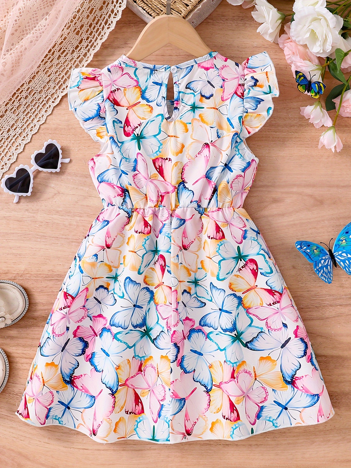 Girls' Summer Dresses with a Easy And Stylish Design, Featuring * Prints  And Flutter Sleeves for a Fitted Look. Comfortable And Soft Casual Dresses  for Young Children