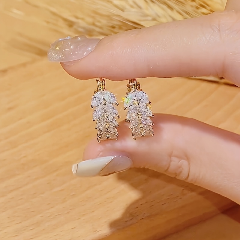 Women's Retro Elegant Wheat Ear Leaf Earrings, Light Luxury Gift