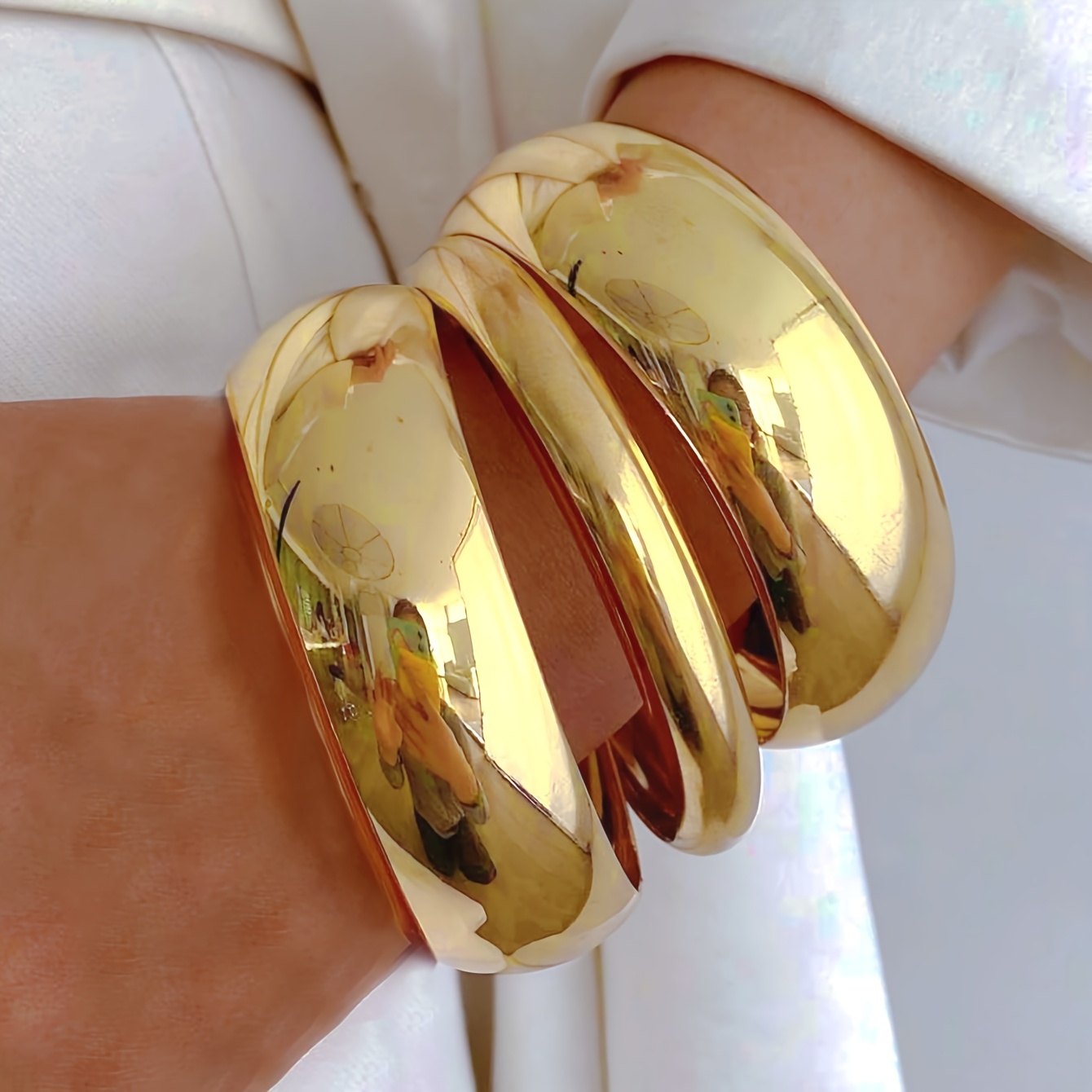 E-shop Trendiges goldenes, glänzendes Armband-Set für Damen, für tägliche Partys, Feiertage, Dates, tolles Geschenk für Weihnachten, Halloween,