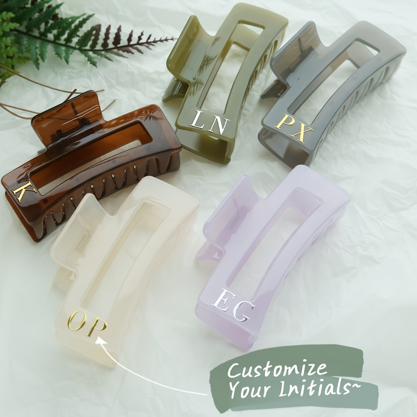 

1pc Elegant Minimalist Pvc Hair Claw Clip With Custom Initial Lettering, Solid Color Oblong Shape, Middle Size, Single Piece, Chic Closure Design - Gift