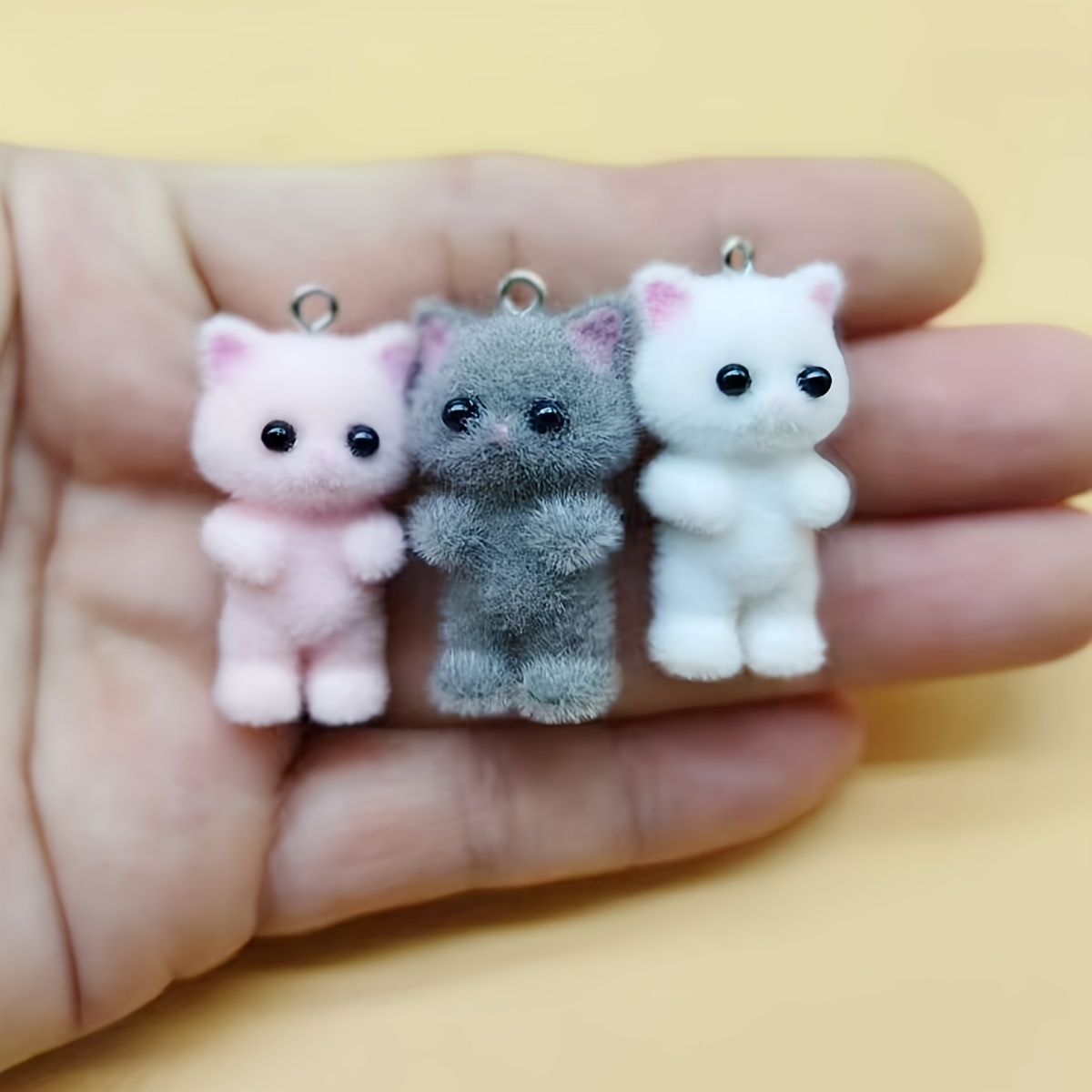 

1pc Cute 3d Flocked Cat Charm Resin Pendant For Diy Jewelry, Keychain & Mobile Accessories