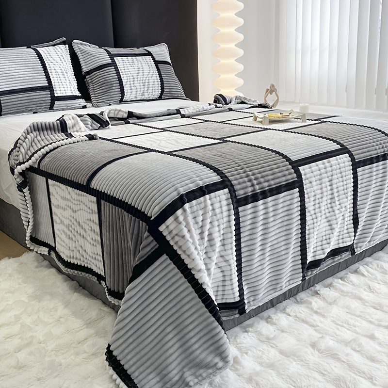 TEMU Geometric Check Multi-functional Blanket, Suitable For Sofas, Beds, Offices, And Camping, Machine Washable, Comfortable For , An Ideal Holiday