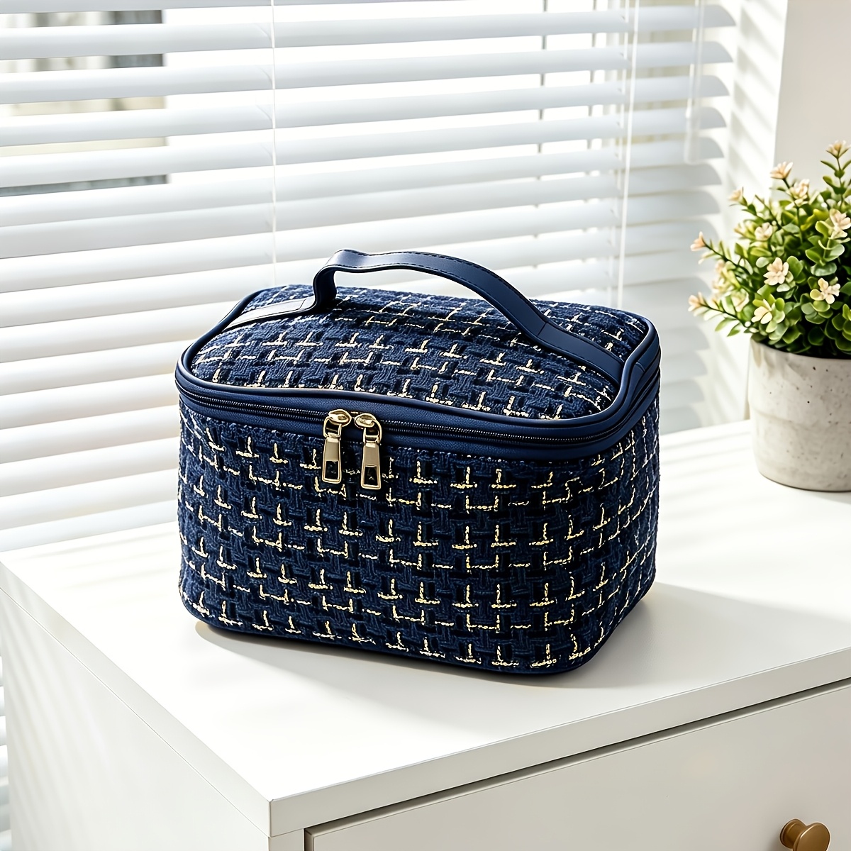 TEMU Stylish Colorful Travel Toiletry Bag, Portable Women's Makeup Bag, Large Opening And Handle For Carrying Cosmetics And Toiletries, Internal Mesh