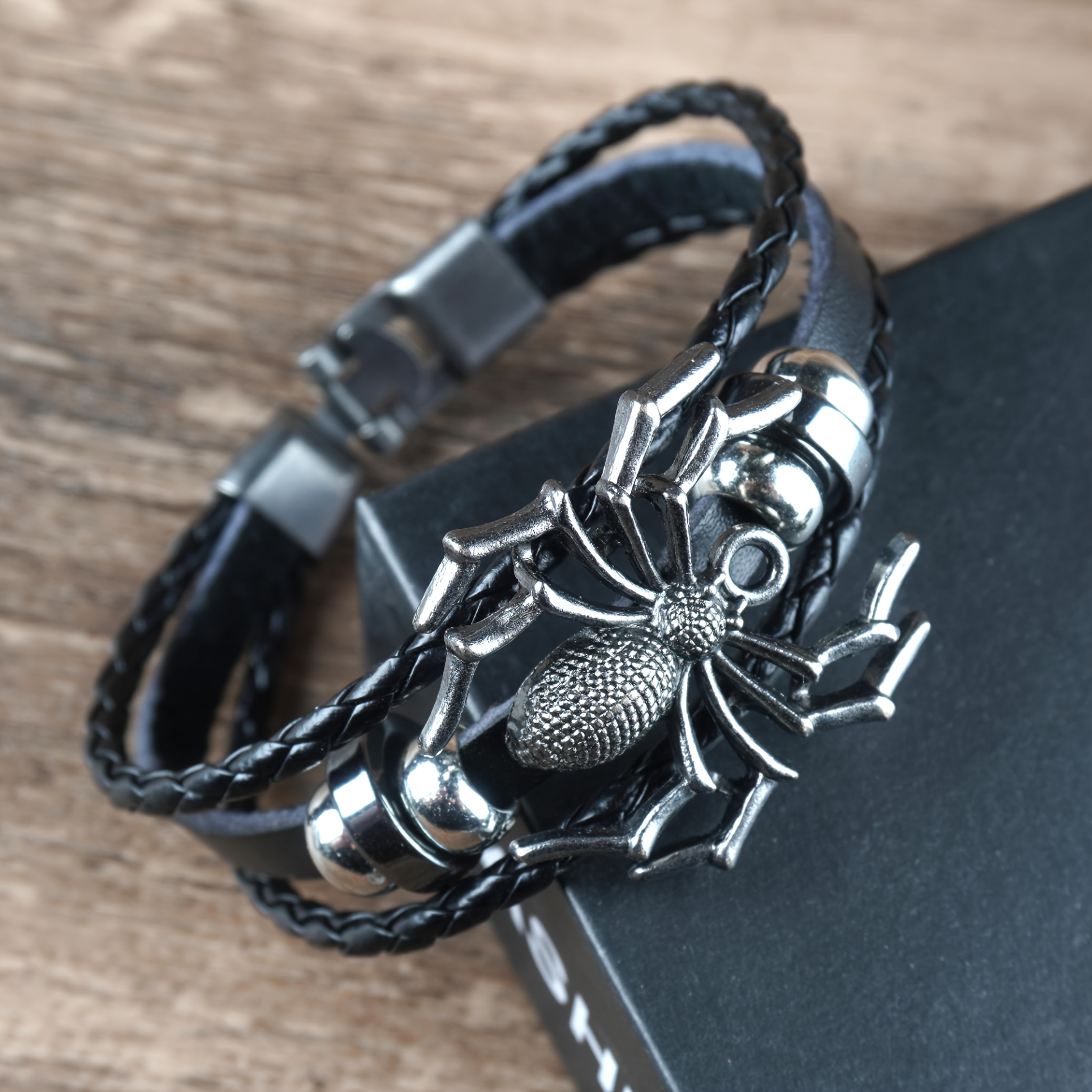 TEMU Pulsera de moda en cuero sintético con diseño de de U