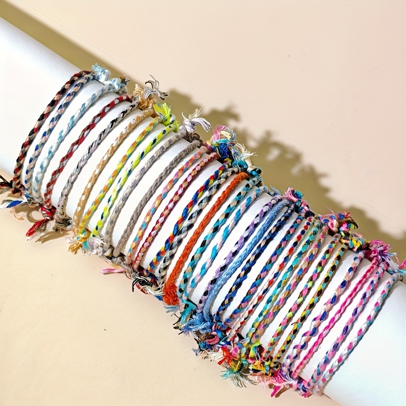 E-shop 30 Bunte Geflochtene Verstellbare Armbänder im Bohemian-Stil (Zufällige Farben)