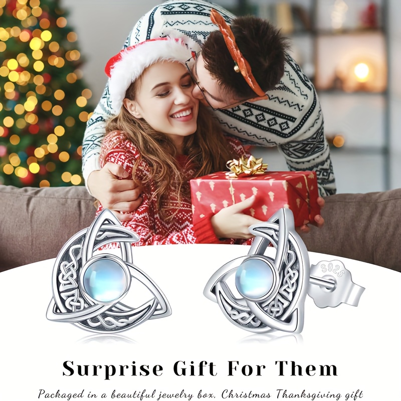 Image of A Pair Of Celtic Stud Earrings, Inlaid With Exquisite , S925 Silvery Women's Retro Fashion Earrings, A For Daily Wear And Gifts, Hypoallergenic Silvery Weight 2.5g